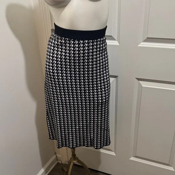 Nipon Boutique Monochrome Houndstooth Midi Skirt - Picture 1 of 6